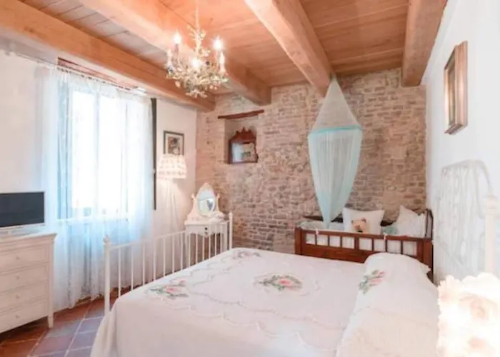 In Centro Storico * San Giovanni In Marignano